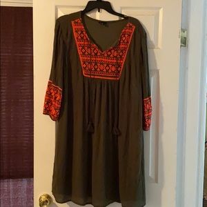 Perfect fall/winter dress Large olive